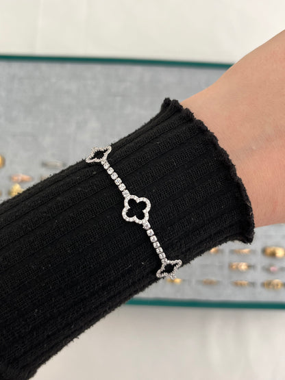 Taşlı VC Model Bileklik