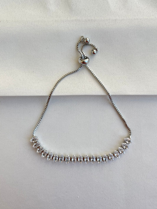 Su Yolu Zirkon Bileklik